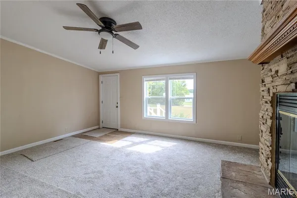 $180,000 | 27645 Spring Road, Richland, MO 65556