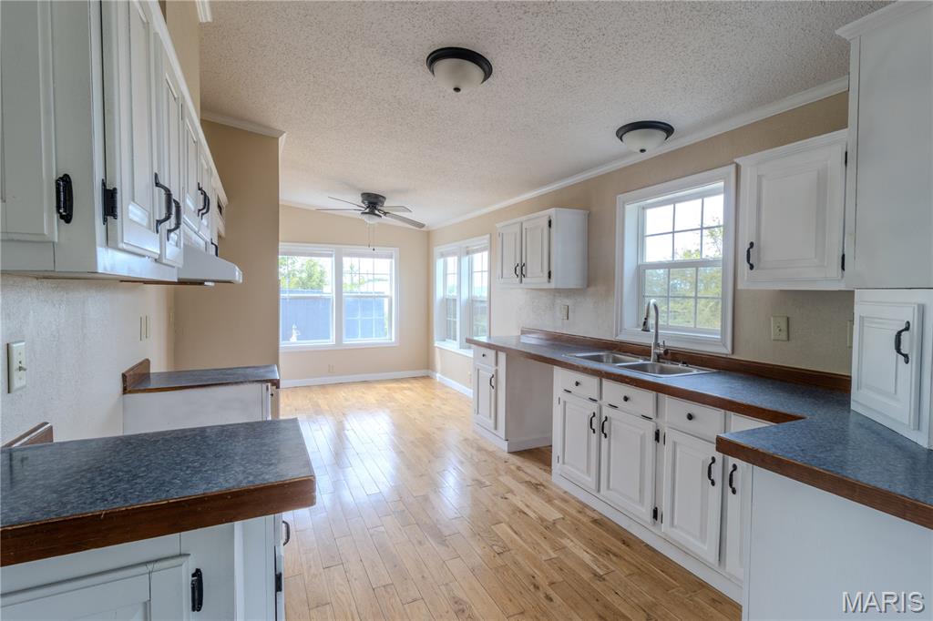 27645 Spring Road Richland, MO 65556 - Photo 8 of 28