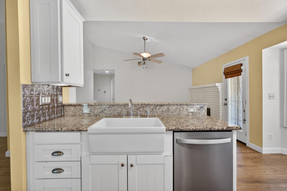 949 Takami Court Rio Linda, CA 95673 - Photo 19 of 64