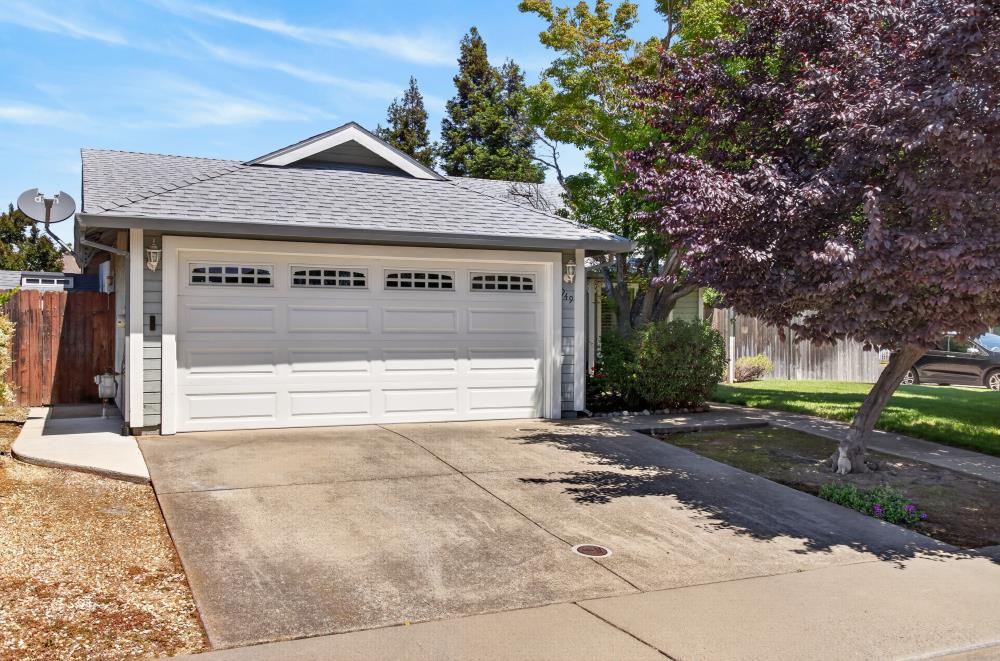 949 Takami Court Rio Linda, CA 95673 - Photo 2 of 64