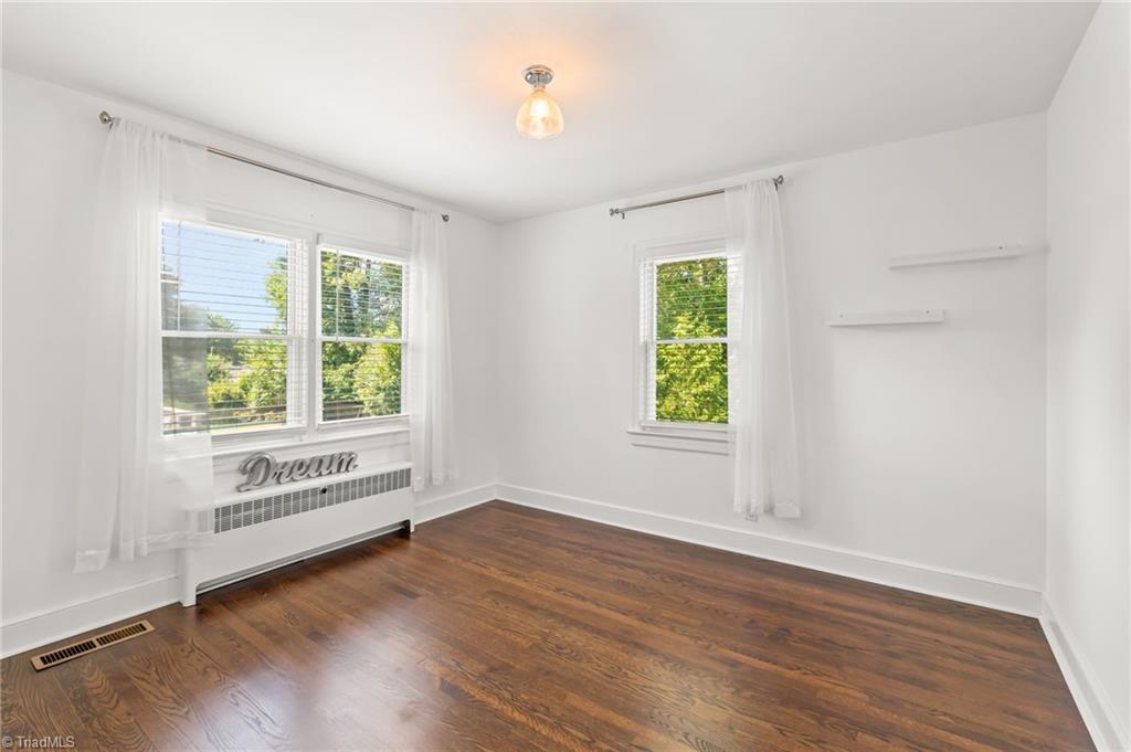 416 West Lexington Avenue High Point, NC 27262 - Photo 27 of 45 Guest bedroom
