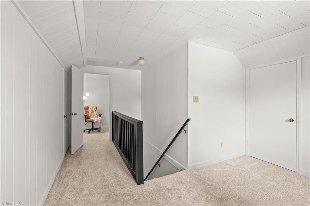 416 West Lexington Avenue High Point, NC 27262 - Photo 29 of 45 Upstairs entry