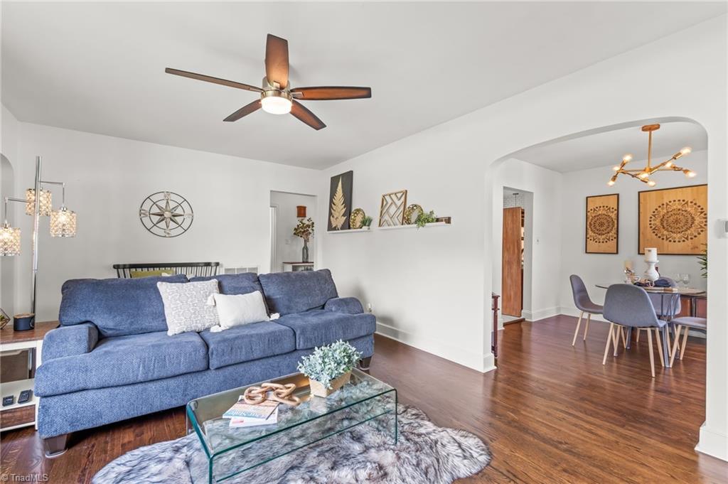 416 West Lexington Avenue High Point, NC 27262 - Photo 9 of 45 Living to Dining ~ Great flow!