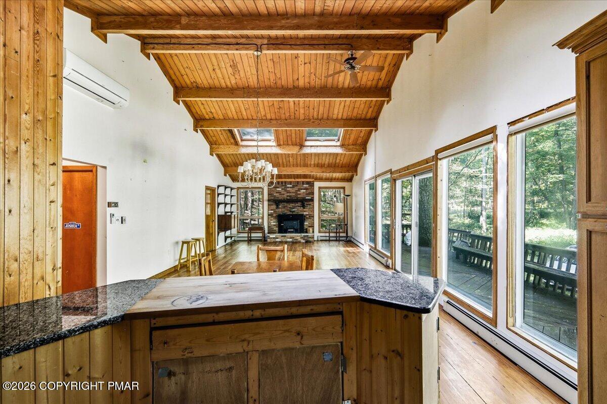 166 Pheasant Run Bushkill, PA 18324 - Photo 10 of 37 29-Photo-28