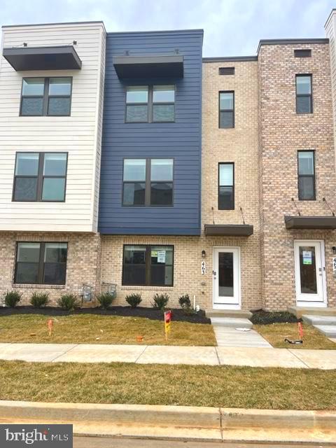 804 Bond Street Frederick, MD 21701 - Photo 2 of 32 Exterior Front View#2