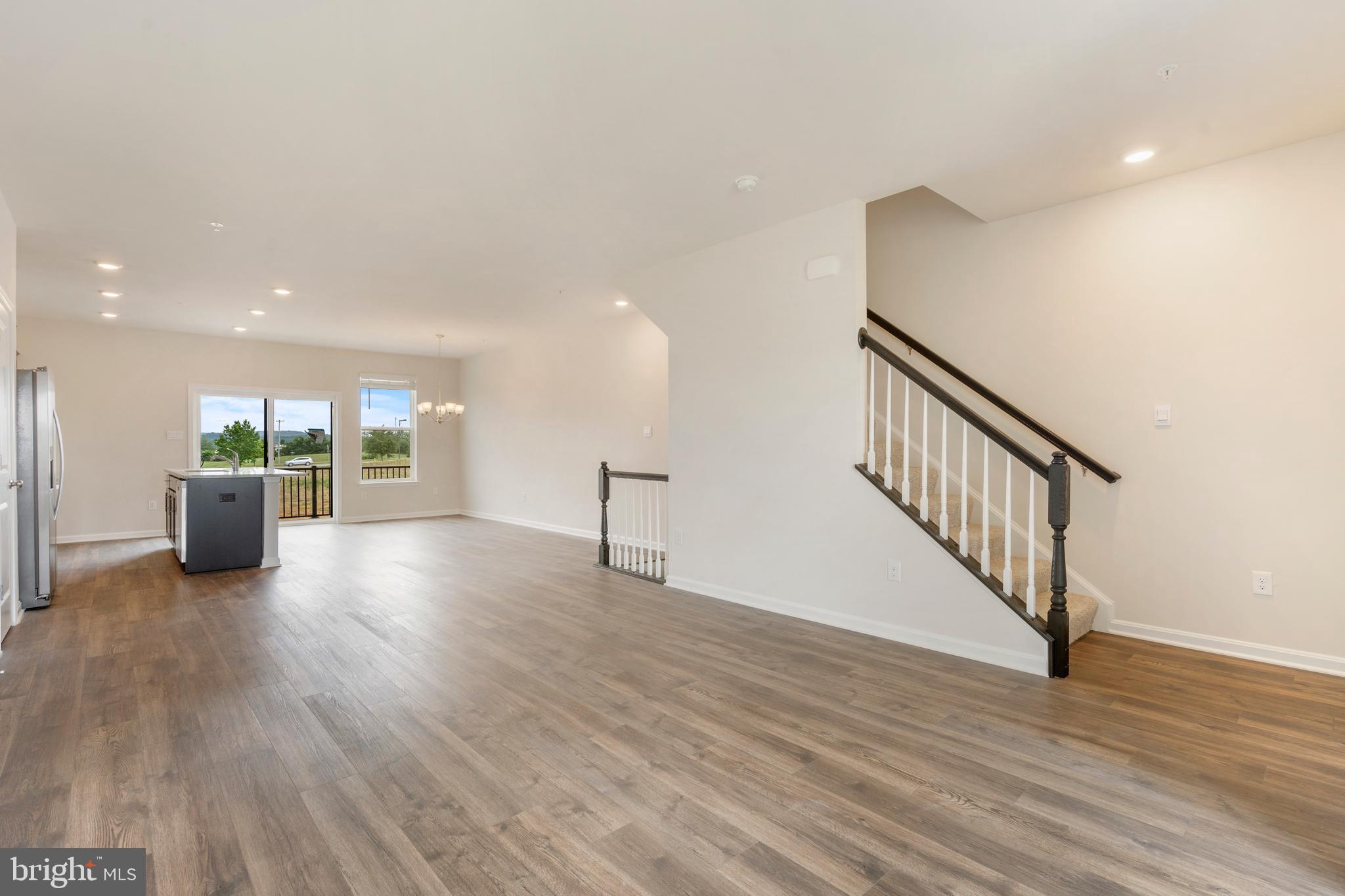 804 Bond Street Frederick, MD 21701 - Photo 7 of 32 Living Room View#4