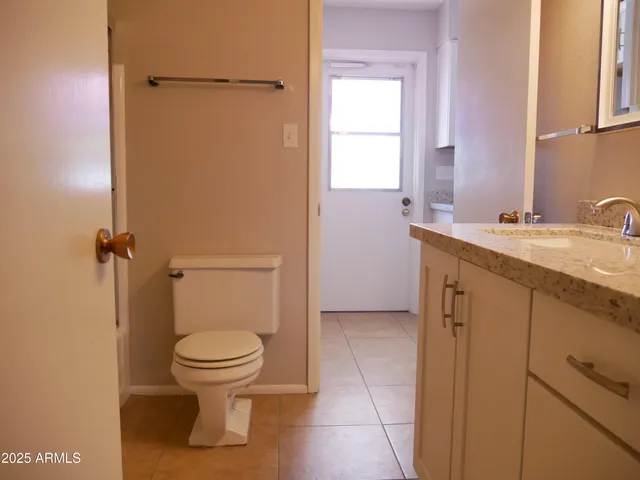 $2,850 | 1719 North Circle Drive, Tempe, AZ 85288