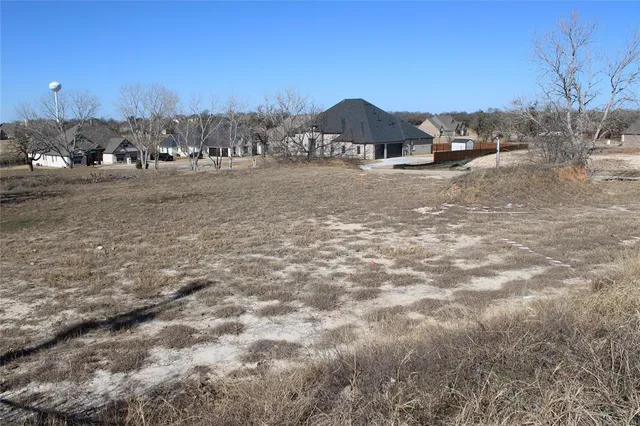 a view of houses with a outdoor space