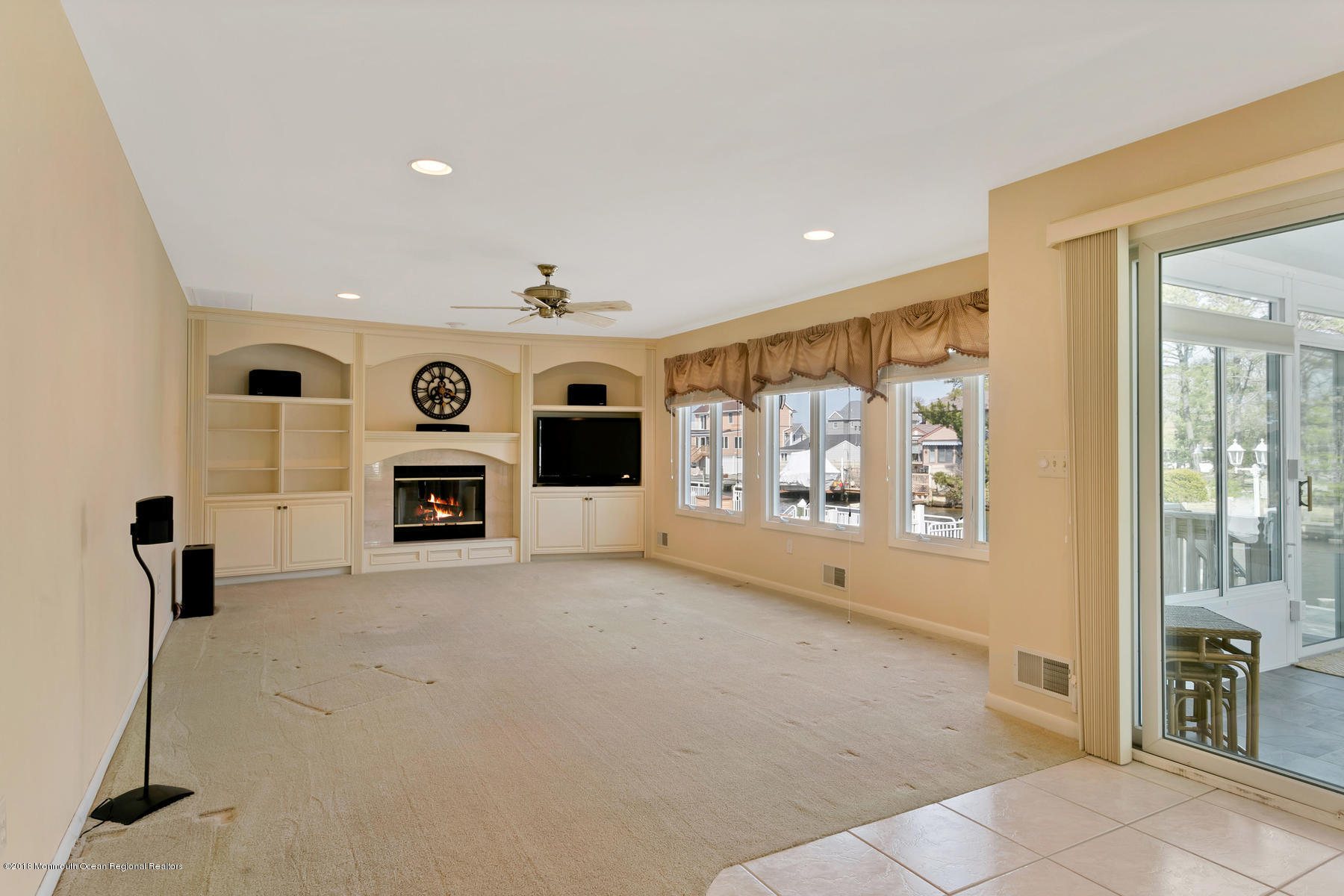 29 Channel Road Toms River, NJ 08753 - Photo 14 of 37 Family Room