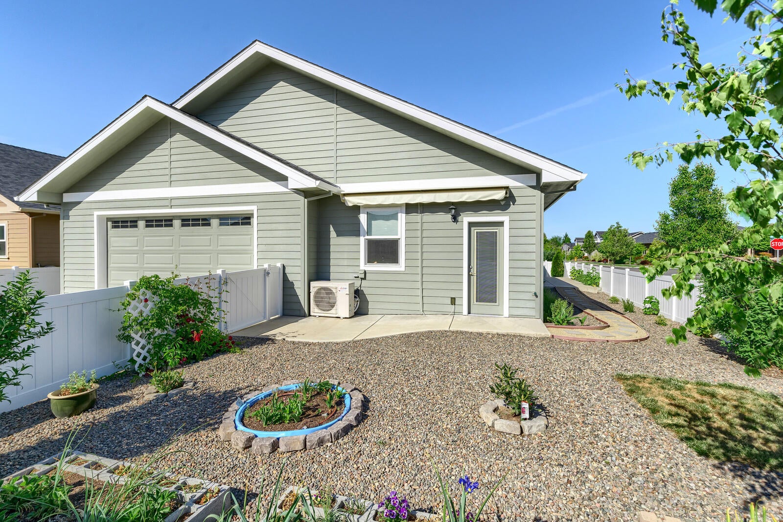 1405 North Haskell Street Central Point, OR 97502 - Photo 29 of 37 33-Backyard
