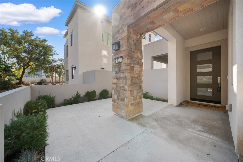 125 Spiral Irvine, CA 92618 - Photo 2 of 5