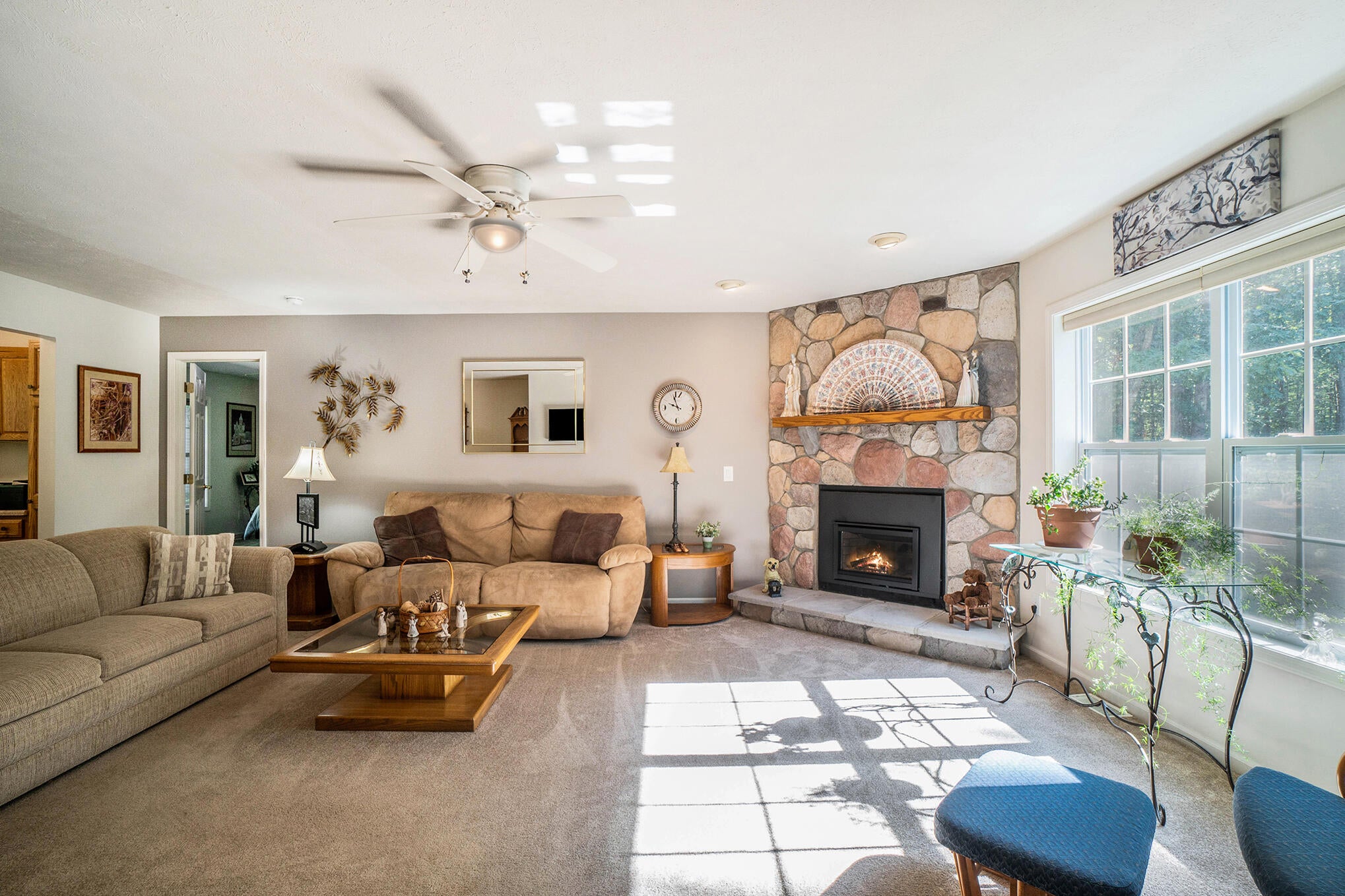14100 Helmond Road Cheboygan, MI 49721 - Photo 9 of 46 Gallery Image 9