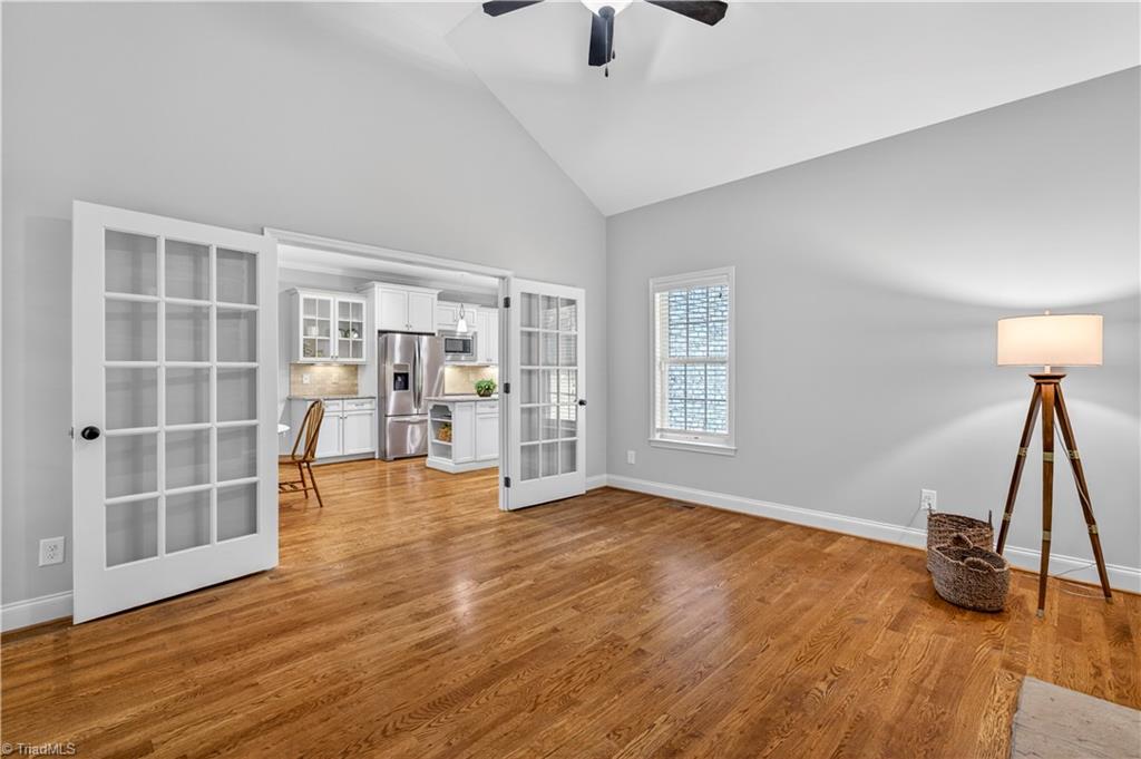 5414 Rambling Road Greensboro, NC 27409 - Photo 17 of 37