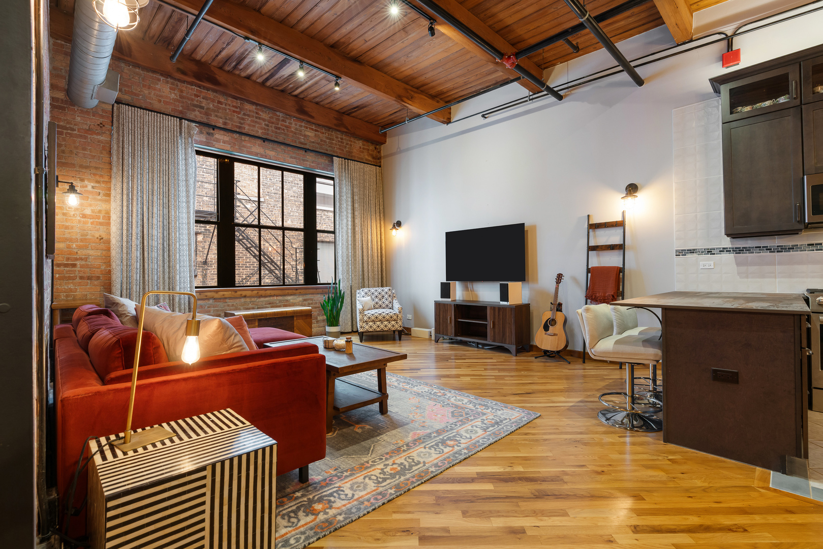 732 South Financial Place, Unit 810 Chicago, IL 60605 - Photo 8 of 26