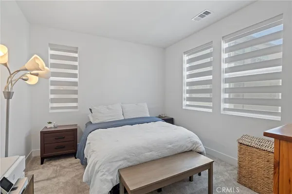 $5,600 | 236 Yerba, Irvine, CA 92618