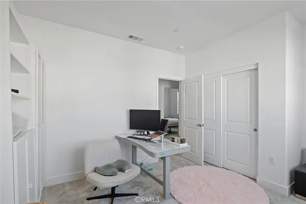 $5,600 | 236 Yerba, Irvine, CA 92618