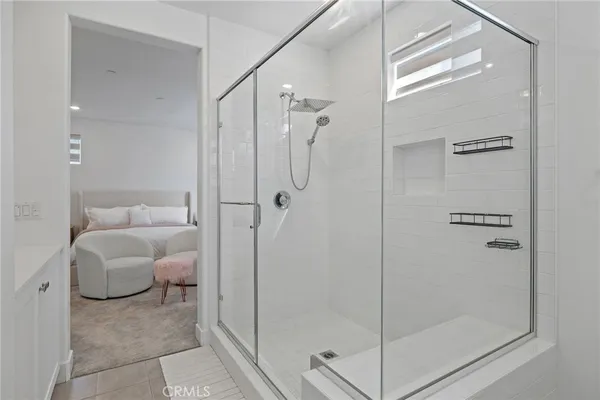 $5,600 | 236 Yerba, Irvine, CA 92618