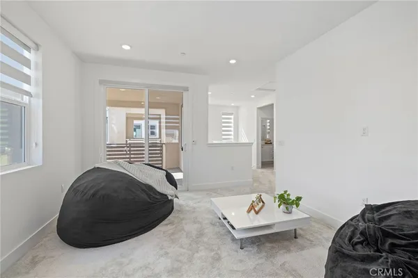 $5,600 | 236 Yerba, Irvine, CA 92618