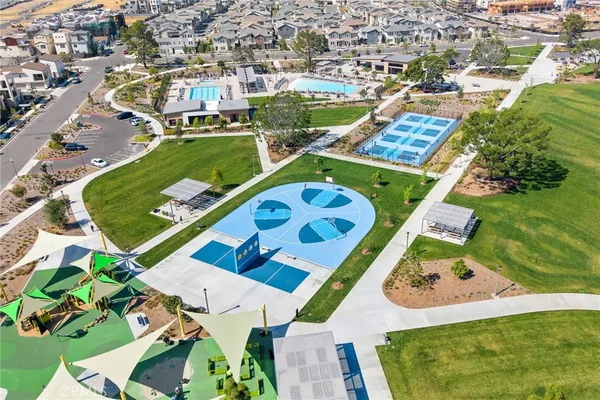 $5,600 | 236 Yerba, Irvine, CA 92618