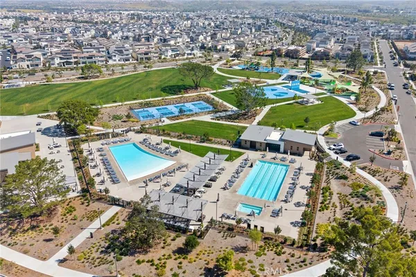 $5,600 | 236 Yerba, Irvine, CA 92618