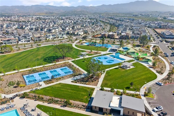 $5,600 | 236 Yerba, Irvine, CA 92618