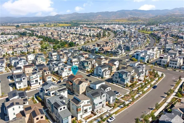 $5,600 | 236 Yerba, Irvine, CA 92618