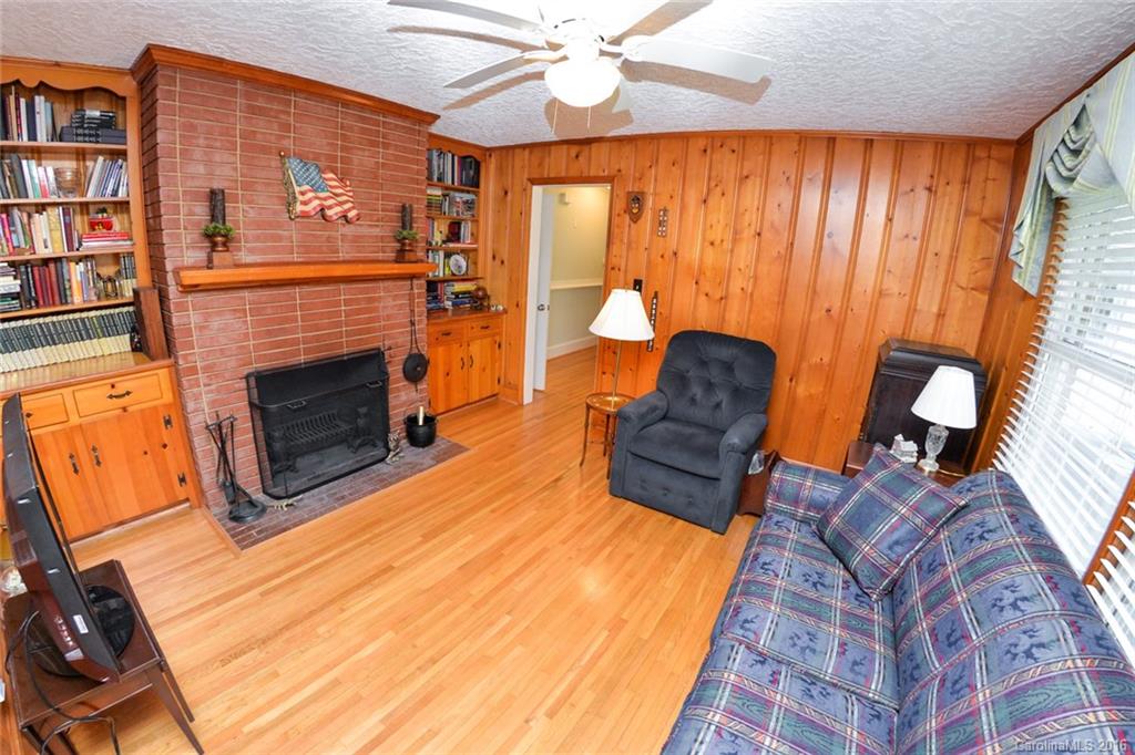 4019 Sharon View Road Charlotte, NC 28226 - Photo 13 of 24 Gallery Image 13