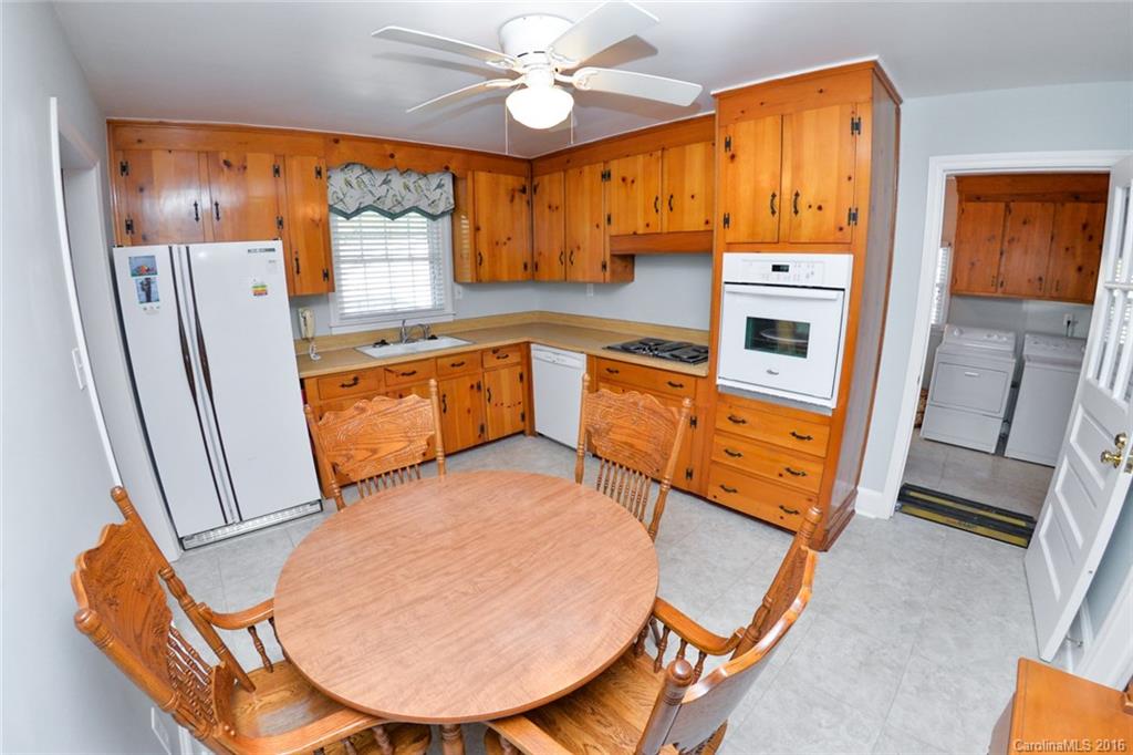 4019 Sharon View Road Charlotte, NC 28226 - Photo 3 of 24 Gallery Image 3