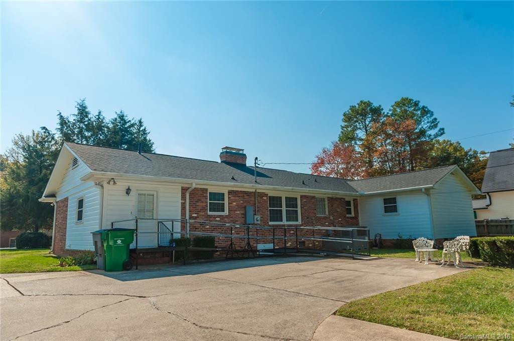 4019 Sharon View Road Charlotte, NC 28226 - Photo 23 of 24 Gallery Image 23