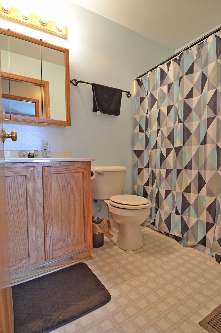 3874 East 2050th Road Serena, IL 60549 - Photo 12 of 25