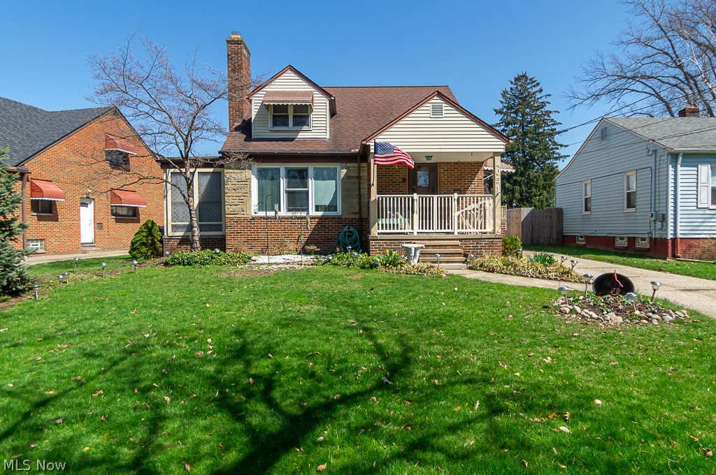 4051 Riveredge Road Cleveland, OH 44111 - Photo 1 of 32 Gallery Image 1