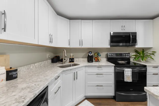 $675,000 | 99 Pinnacle Road, Campton, NH 03223