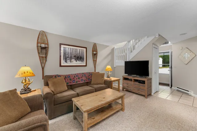 $675,000 | 99 Pinnacle Road, Campton, NH 03223