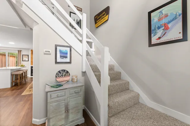 $675,000 | 99 Pinnacle Road, Campton, NH 03223