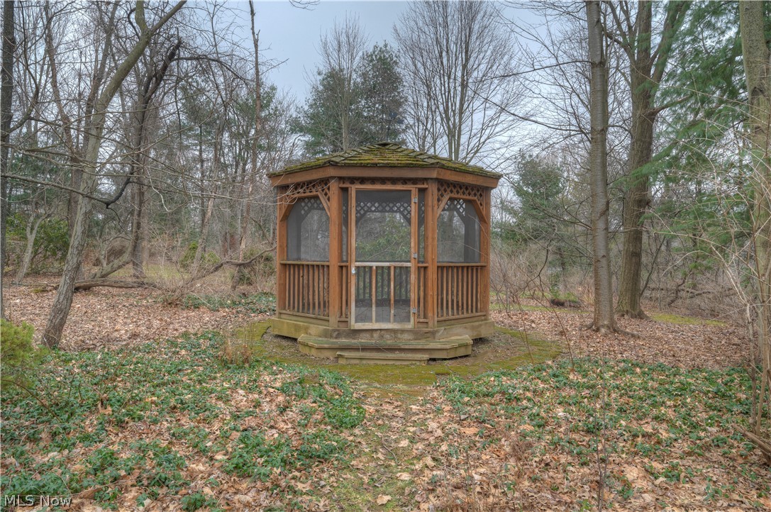 11221 West Walnut Ridge Road Chesterland, OH 44026 - Photo 33 of 35 Gazebo