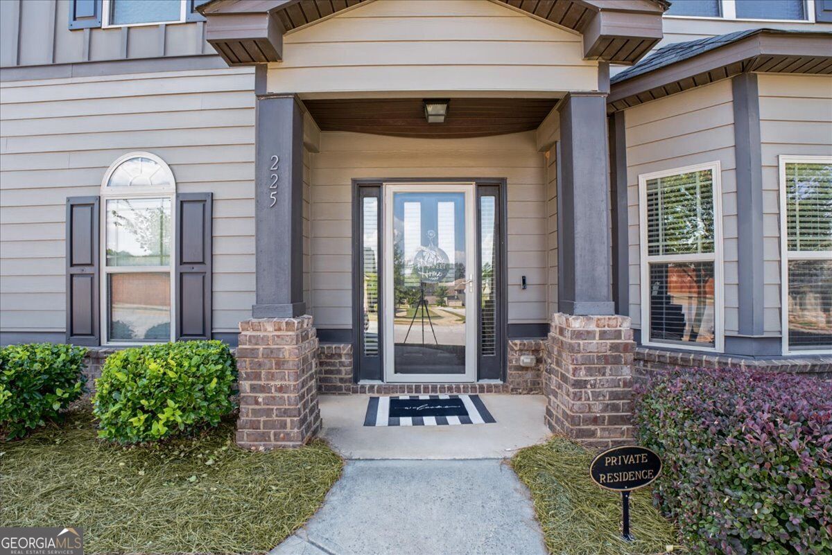 225 Silver Ridge Road Covington, GA 30016 - Photo 5 of 39 Gallery Image 5