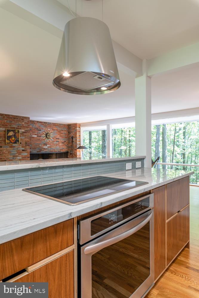 10322 Lloyd Road Potomac, MD 20854 - Photo 23 of 51