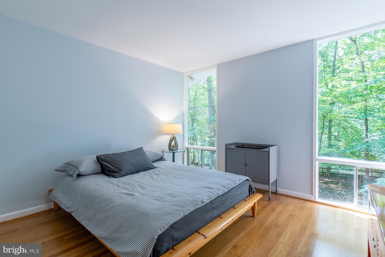 10322 Lloyd Road Potomac, MD 20854 - Photo 28 of 51