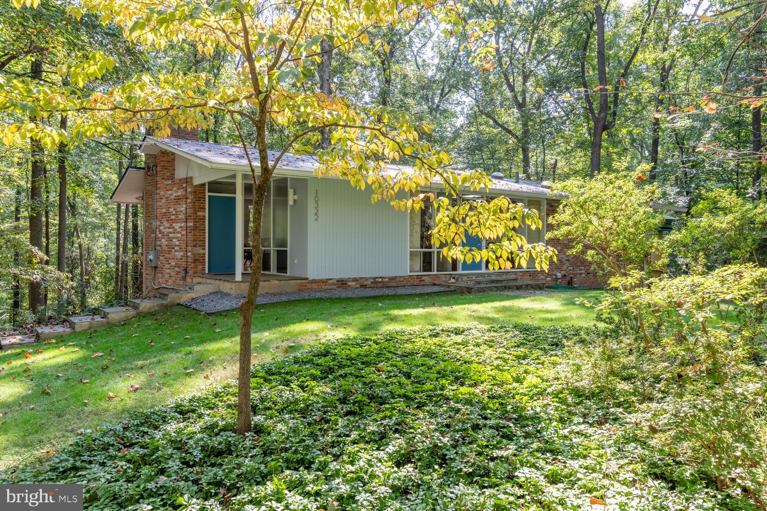 10322 Lloyd Road Potomac, MD 20854 - Photo 37 of 51