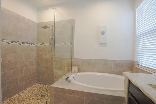 $526,500 | 6332 Laurelcrest Glen, Palmetto, FL 34221