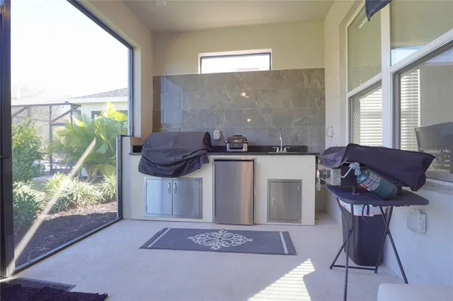 $526,500 | 6332 Laurelcrest Glen, Palmetto, FL 34221