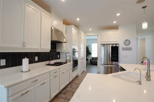 $526,500 | 6332 Laurelcrest Glen, Palmetto, FL 34221