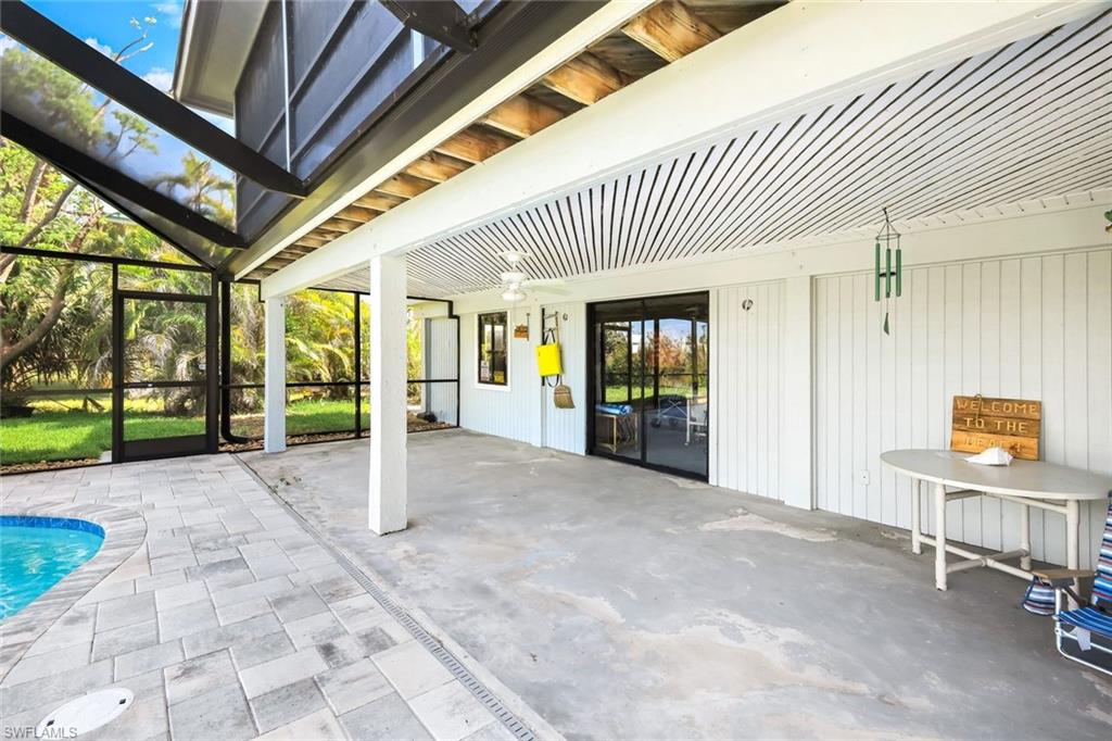 647 Rabbit Road Sanibel, FL 33957 - Photo 28 of 46