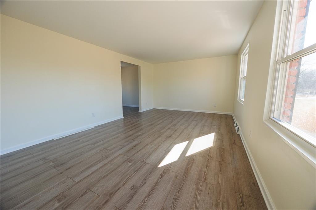 2408 Haymaker Road Monroeville, PA 15146 - Photo 4 of 41