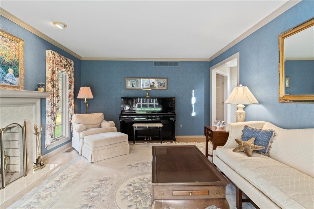 2 Lancashire Way Perinton, NY 14534 - Photo 21 of 50