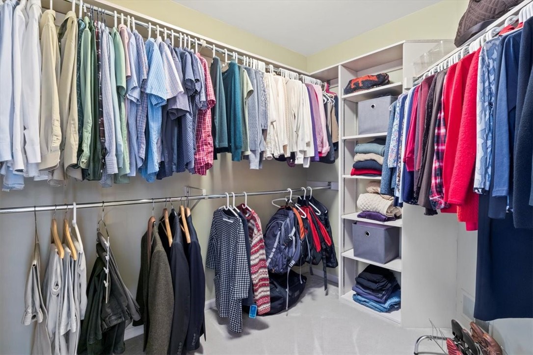 2 Lancashire Way Perinton, NY 14534 - Photo 27 of 50