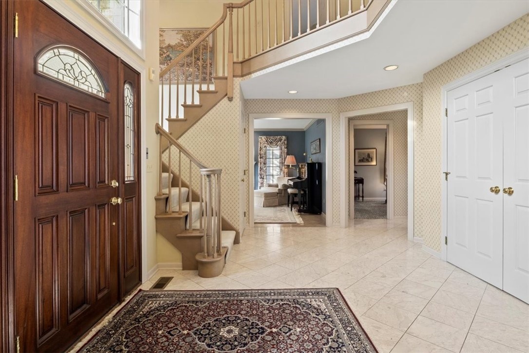 2 Lancashire Way Perinton, NY 14534 - Photo 4 of 50