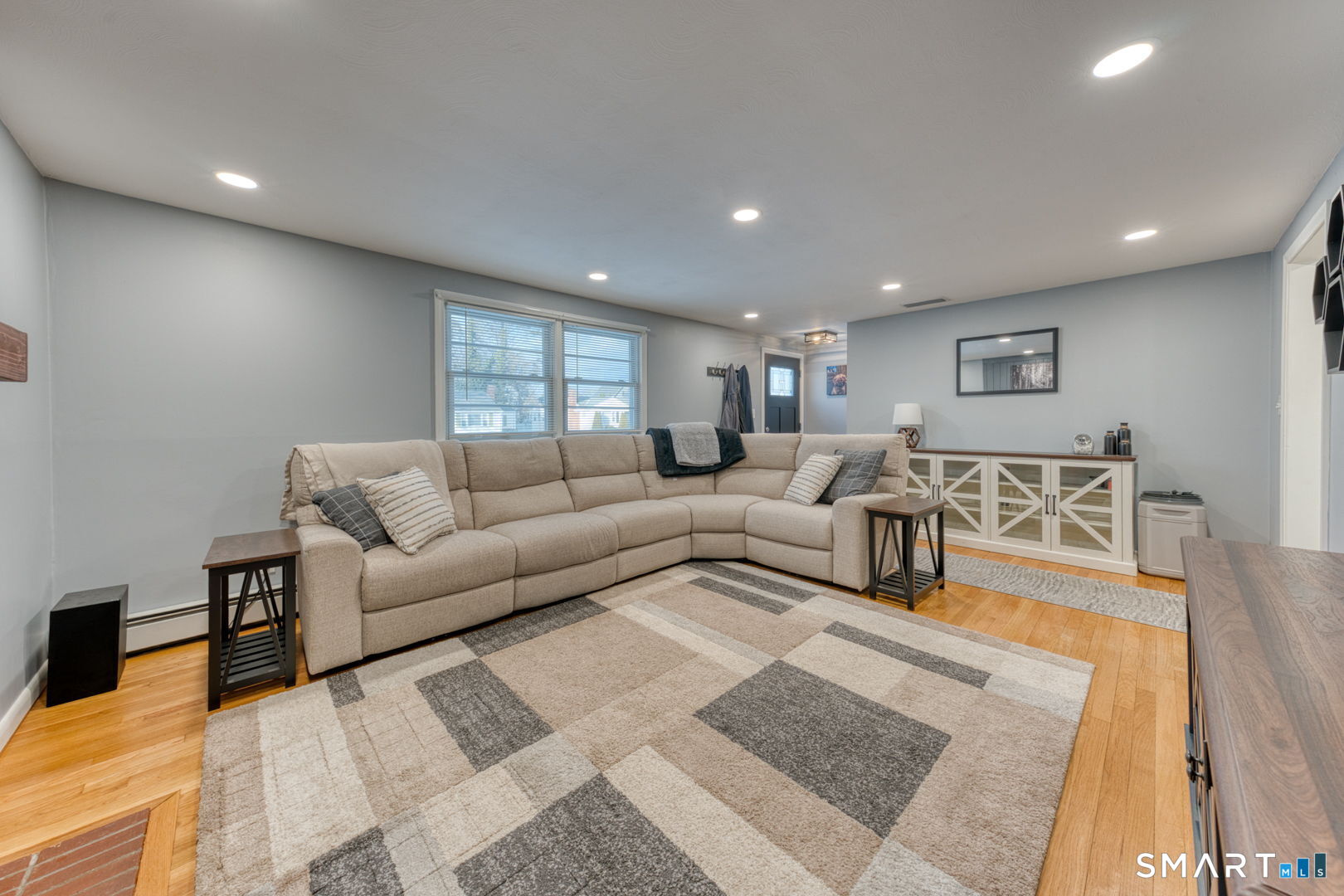 42 Northbrick Lane Wethersfield, CT 06109 - Photo 11 of 37 a living room with furniture and a couch