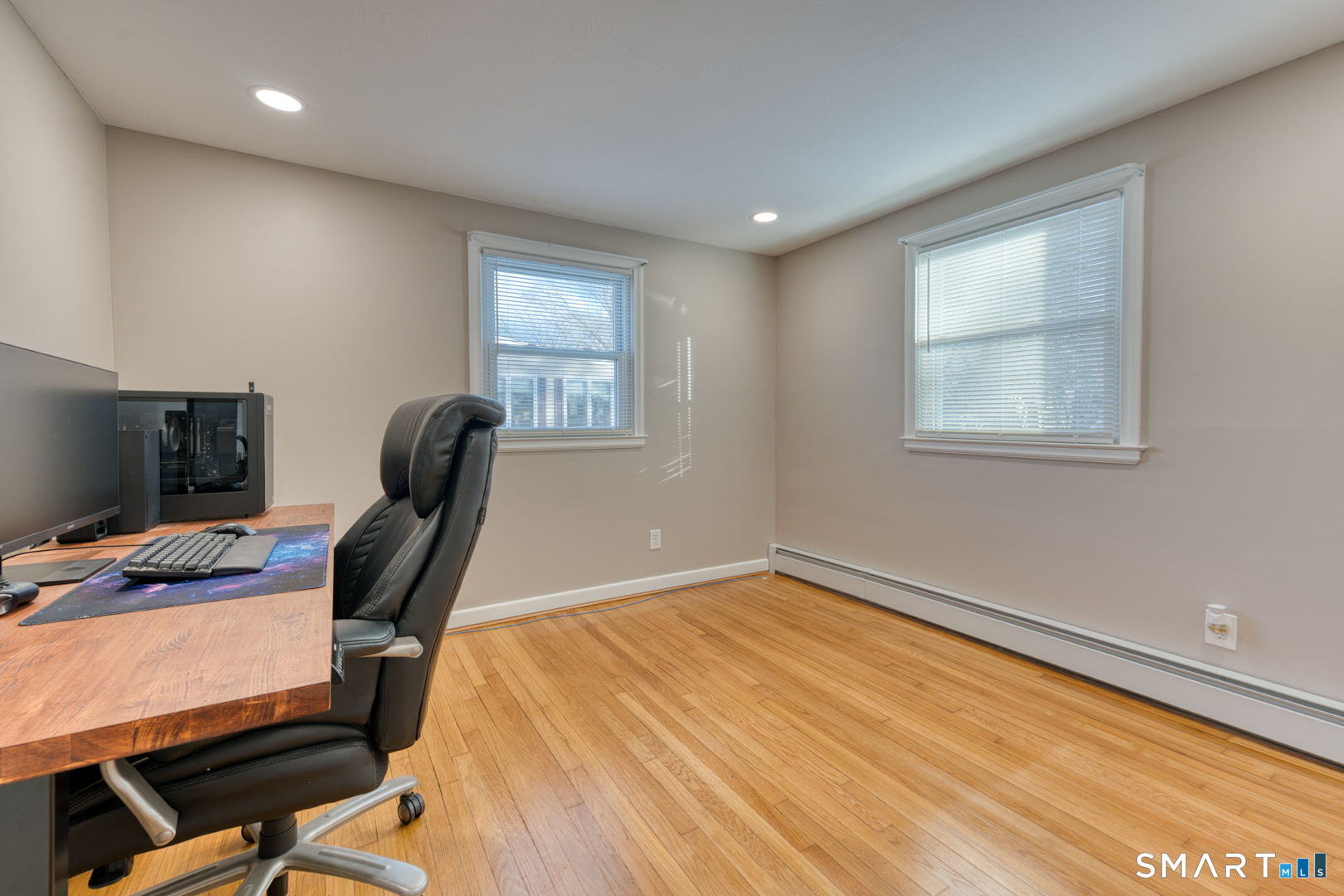 42 Northbrick Lane Wethersfield, CT 06109 - Photo 29 of 37 a workspace with furniture and a window