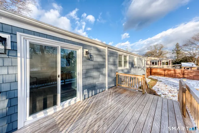 $359,000 | 42 Northbrick Lane, Wethersfield, CT 06109